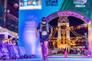 BIB: 5284
                            <button type="button" onclick="openModal(21813114)" class="btn btn-primary btn-sm float-right btn-popup" data-toggle="modal" data-target=".modal-high-quality">
                        <i class="fas fa-shopping-cart"></i> Add to Cart
                    </button>
                                            <button type="button" onclick="isThisMe(21813114, true)" class="btn btn-success btn-sm float-right btn-popup btn-isme hidden" data-toggle="tooltip" data-placement="bottom" title="นี่คือรูปของคุณใช่ไหม คลิกที่นี่เพื่อเอาเข้าอัลบั้ม">
                        <i class="fas fa-plus"></i> Add to album
                    </button>
                    <button type="button" onclick="isThisMe(21813114, false)" class="btn btn-warning btn-sm float-right btn-popup btn-isnotme hidden">
                        <i class="fas fa-ban"></i> Remove from album
                    </button>